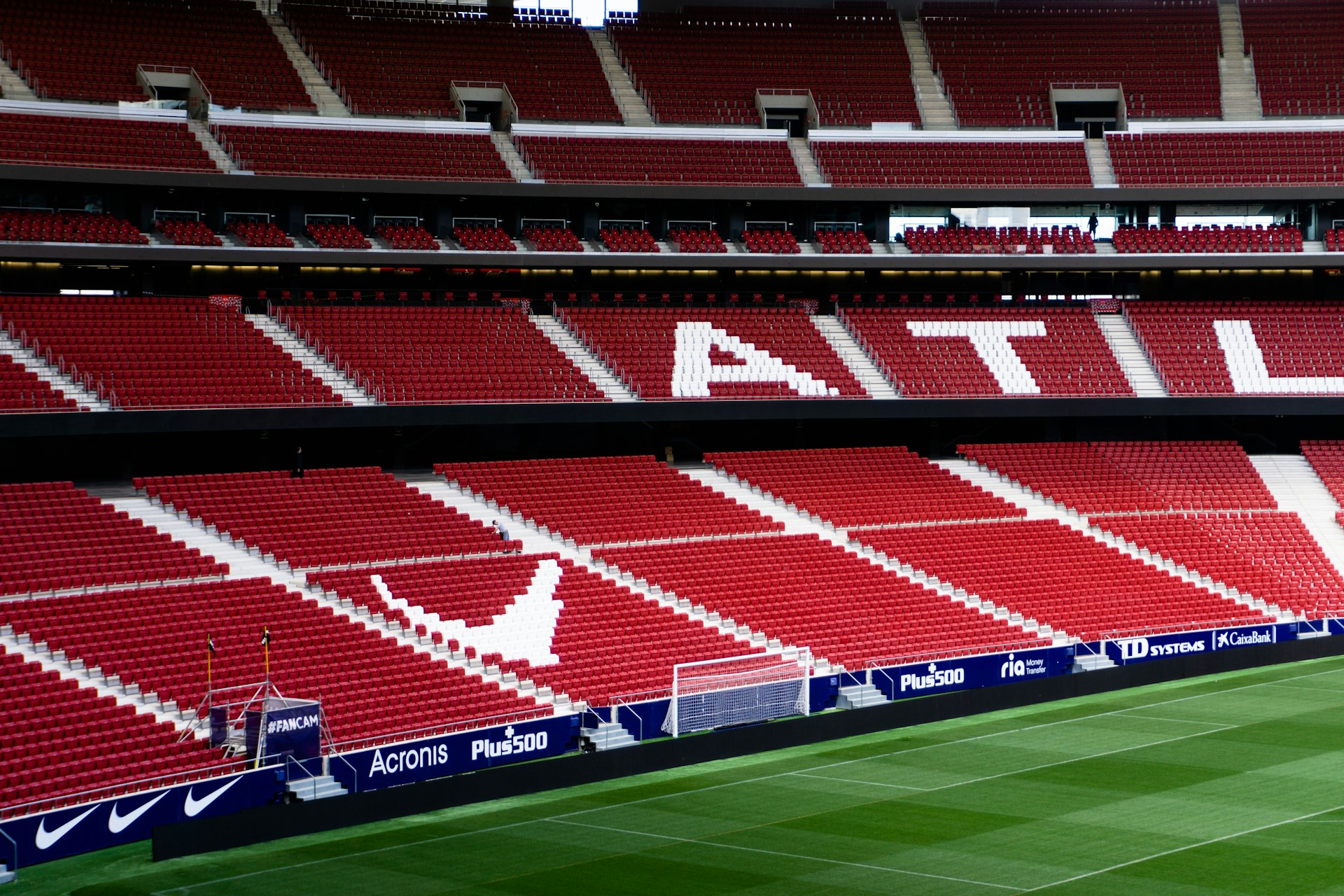 Apollo busca controlar el Atlético de Madrid